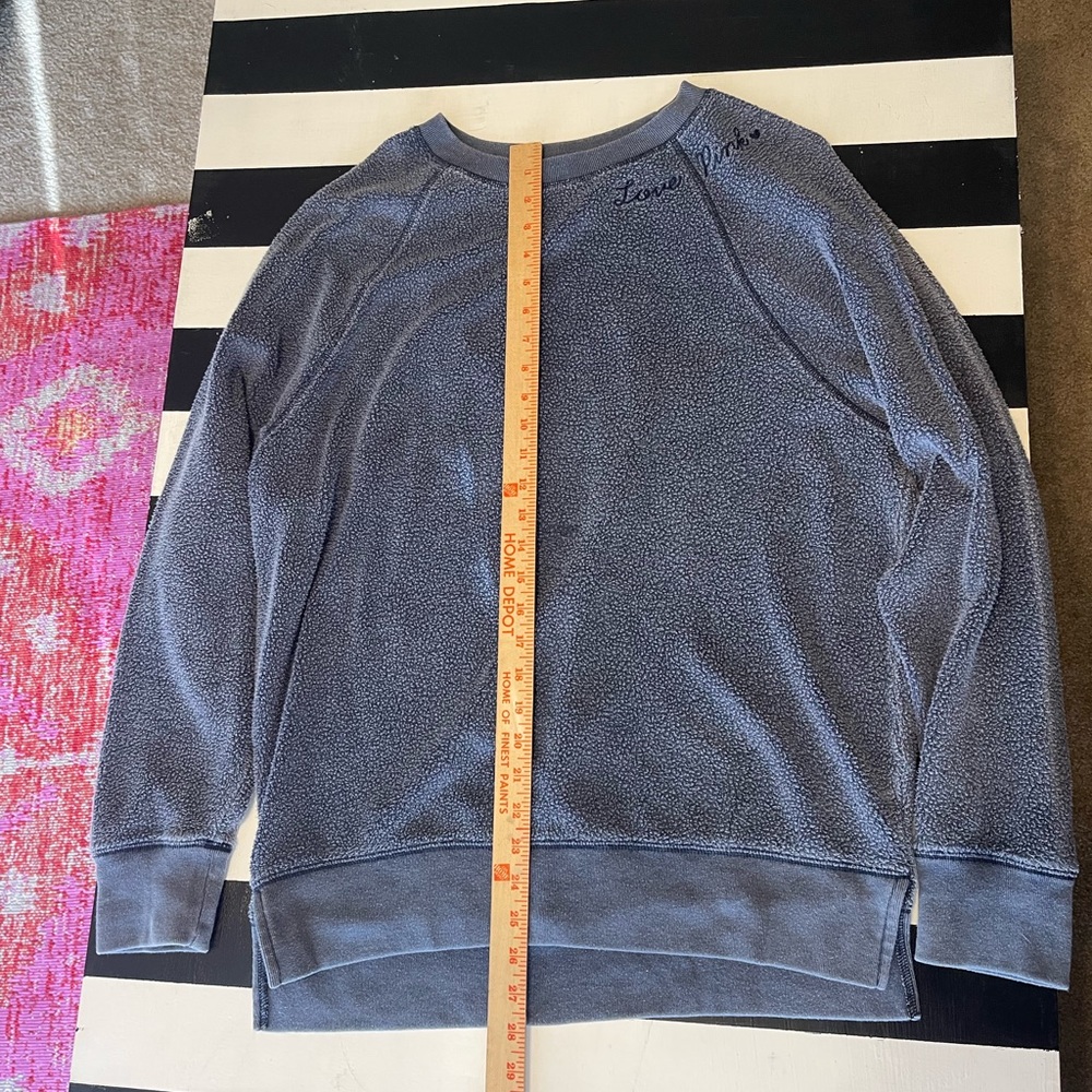 Oversized pullover - Picture 2 of 6